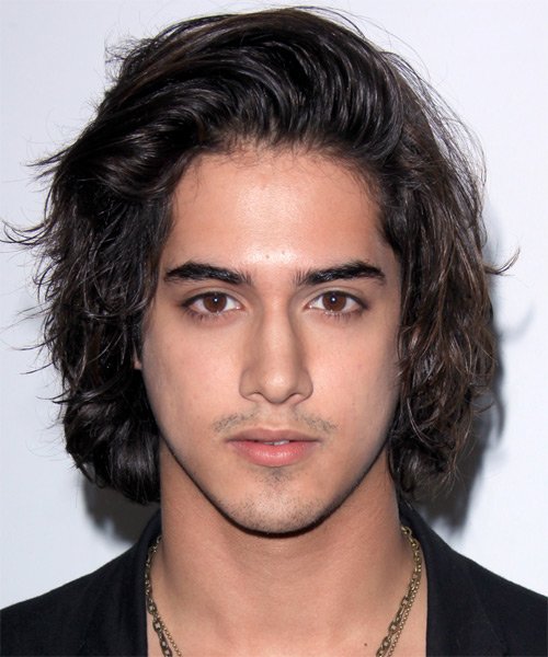 Avan Jogia hairstyle